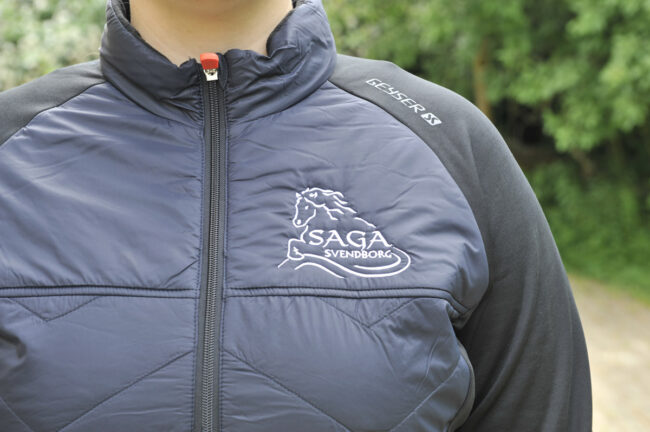 Saga Svendborg logo på klubtøj